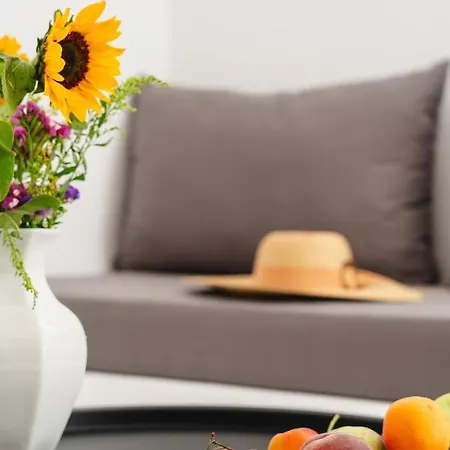 Celestial Seaview Apartments-dionysios